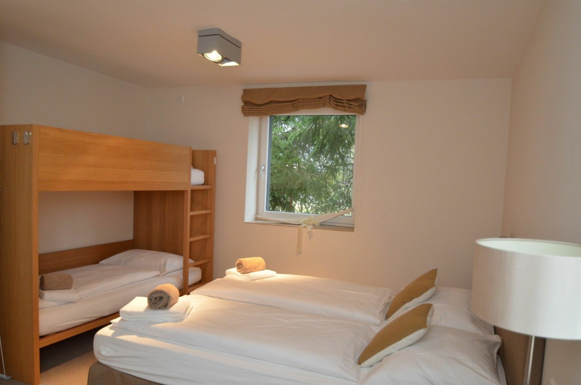 Apartmenthouse "5 Seasons" - เซลล์อัมเซ ภายนอก รูปภาพ